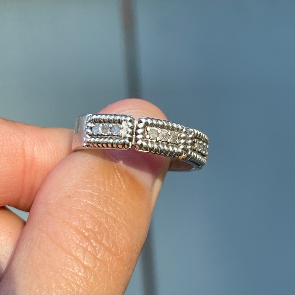Vintage 925 Silver diamond ring band signed by designer SJ